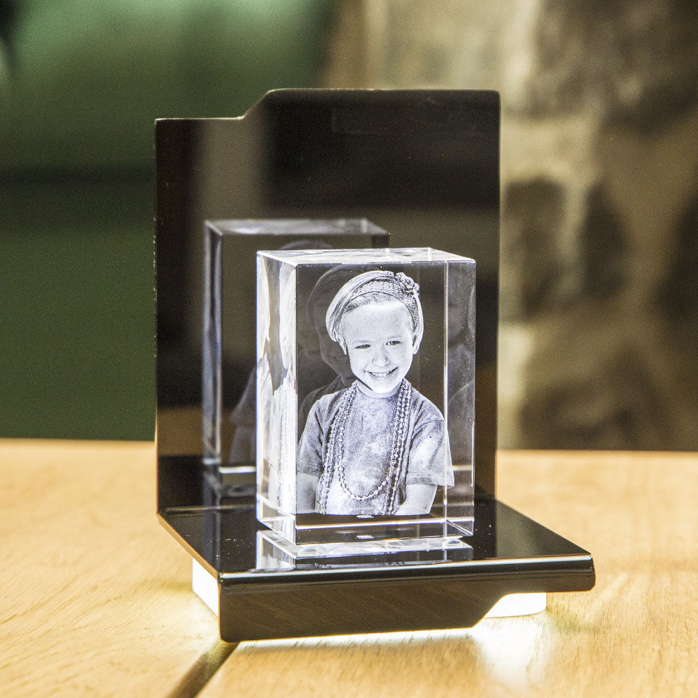 3D Fotos in Glas - Kelo Hochformat mit Maestro Beleuchtungselement